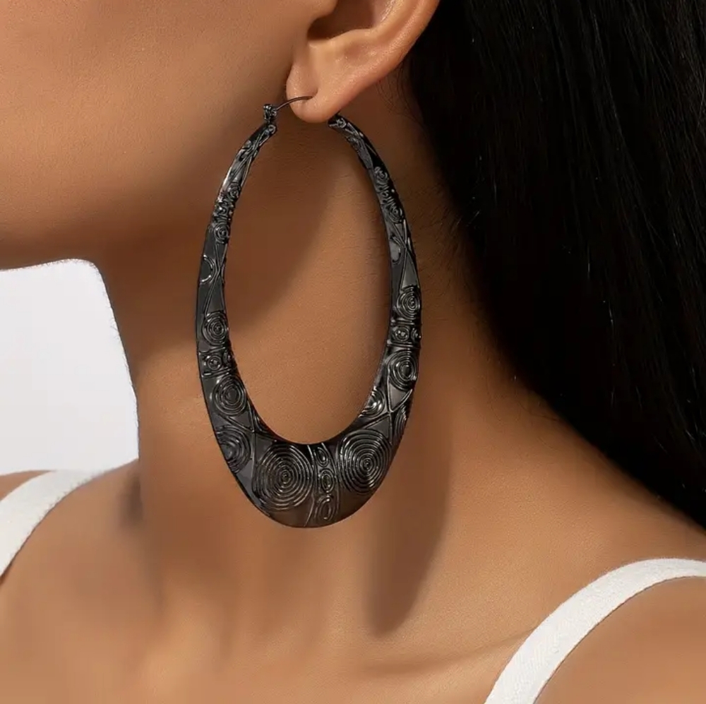 Chunky Black Oval-shaped Hoop Earrings